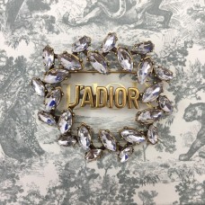 Брошка Christian Dior Marquise с диамантени кантове JADIOR Motif