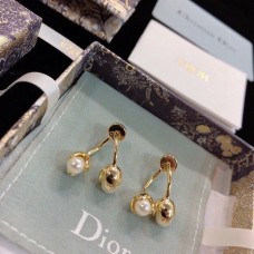 Christain Dior Limited Edition CD White Pearl Visues Yellow Gold Plated Обеци за жени