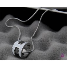 Колие Hermes 3D Pop „H“ с лого на змийска кост в бяло злато