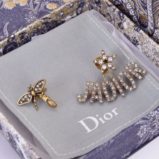 Златисти обеци Dior JADIOR с мотив „Павирани диаманти“ и „Пчела“