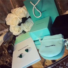 Пръстен Tiffany Heart Emerald Crystals Edge Celebrity Цена в САЩ