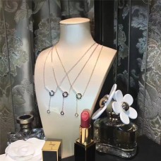 Колие Tiffany Atlas Circle Crystals Bar с висулка и пискюли, разрушителен дизайн