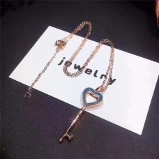 Колие с висулка Tiffany Keys Edge Studded в синьо/розово, емайлирано, с ключ от сърце, за жени, подарък
