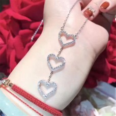 Колие Tiffany с три преплетени сърца, жени, бижута, дама, Великобритания