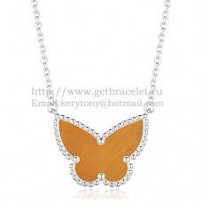 Висулка Van Cleef Arpels Lucky Alhambra Butterfly от бяло злато с тигрово око и седеф